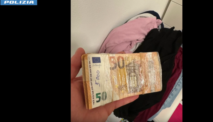 Spaccio a domicilio: scoperta banda albanese