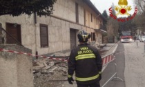 Crollo di un balcone: intervengono i Vigili del Fuoco