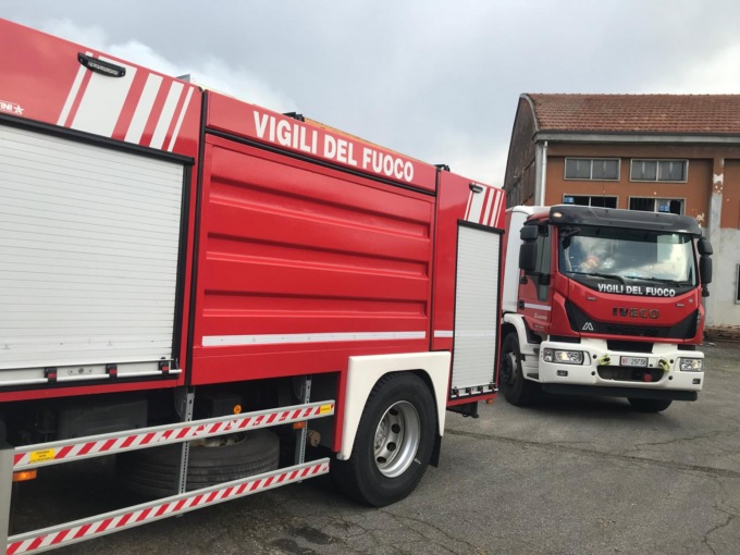 incendio a locate varesino