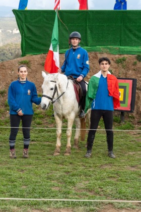 Due momenti della premiazione (foto di Fabio Grego)