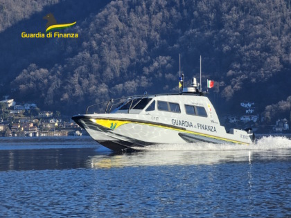 Sequestrata un’imbarcazione svizzera non registrata sul territorio italiano