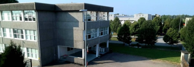 Guasto ai tubi, inagibili aule e bagni della distaccata del liceo Curie
