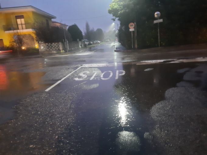 Allagamenti in via Bellini: “Mancano i tombini”