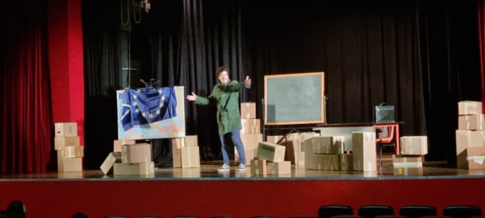 Cinema e teatro entrano nelle scuole