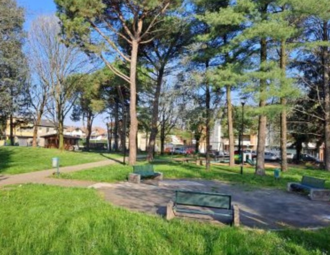 Al parco Avis Aido la casetta dei libri