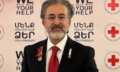 Ibrahim Malla premiato a Roma come uno dei sei migliori insegnanti dell’anno