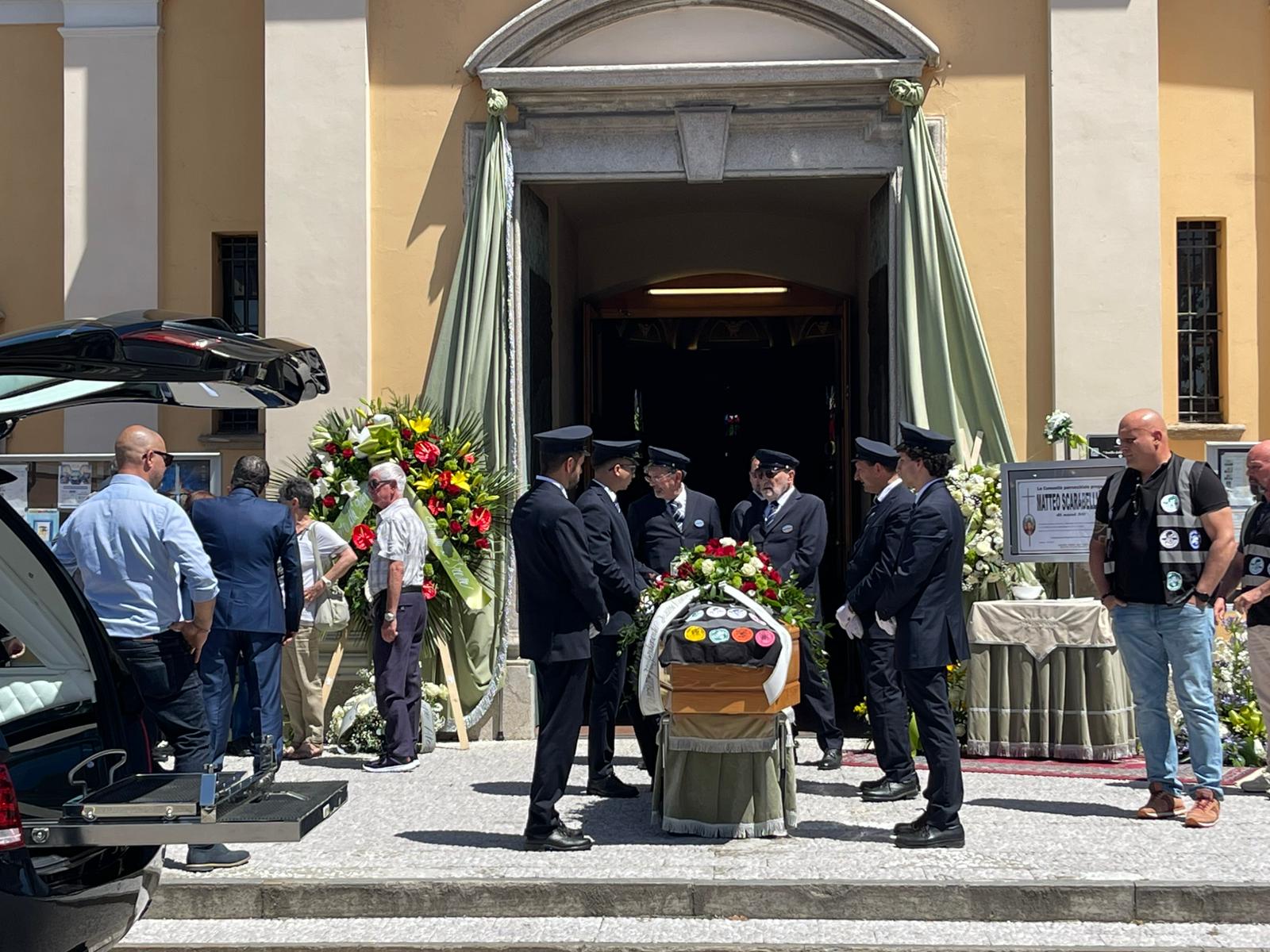 Funerale Matteo Scarabelli Marnate3