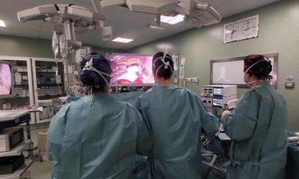 Anestesia locale per i pazienti più fragili: nuovo protocollo operativo nella Chirurgia Cittiglio-Angera