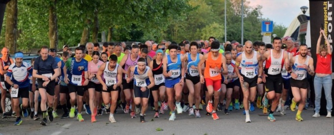 In centinaia alla Night Run