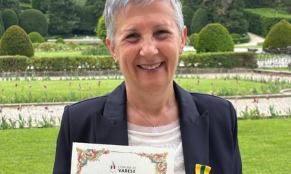 L'operatrice di poste Italiane Rosalba Nania nominata maestra del lavoro