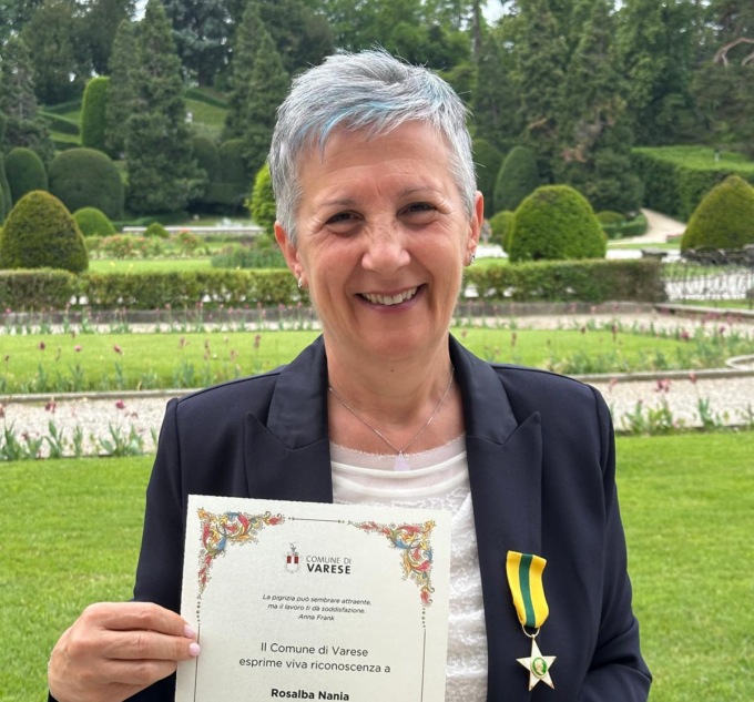 L’operatrice di poste Italiane Rosalba Nania nominata maestra del lavoro