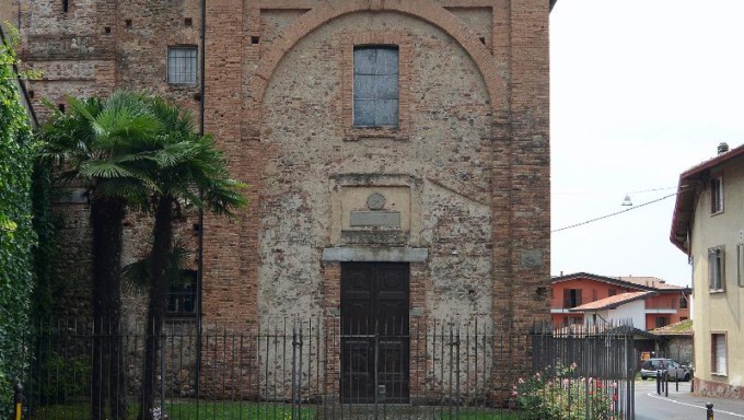 Profanata la chiesetta di Santa Maria