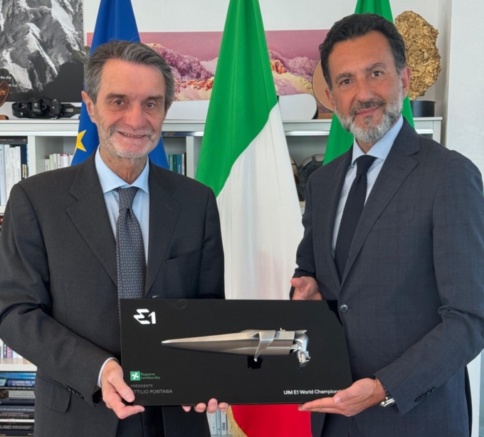 Sul Lago Maggiore il mondiale di motoscafi elettrici