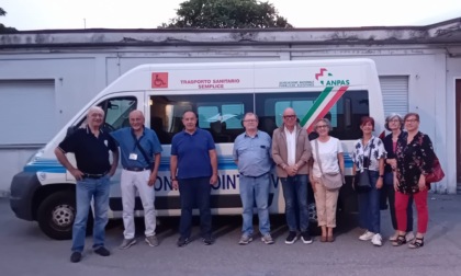 Saronno Point Odv riceve un pulmino in regalo dall'Avis Meda