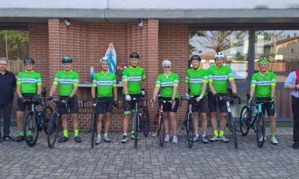 I sette del Gs pedalano verso Roma: l'arrivo oggi