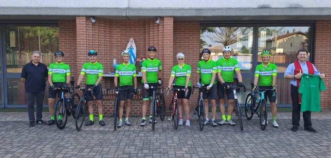 I sette del Gs pedalano verso Roma: l’arrivo oggi