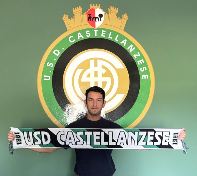 Matteo Frontini mister della Juniores Nazionale della Castellanzese