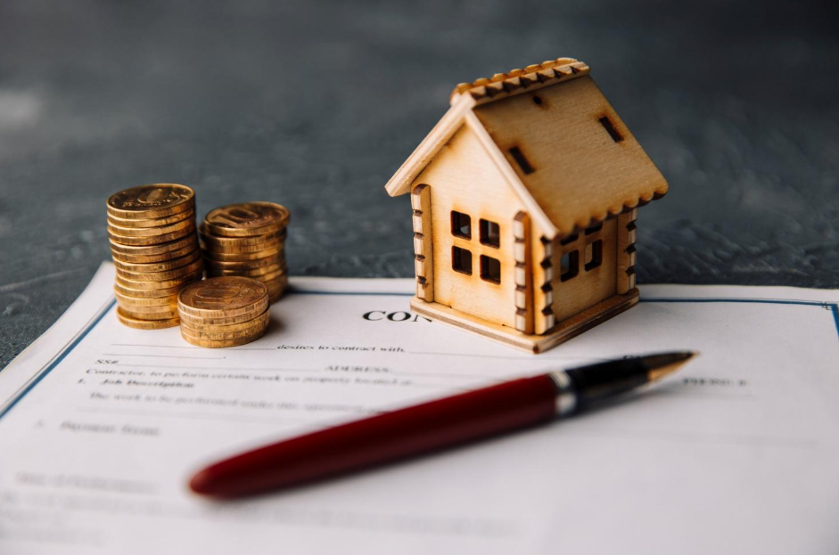 Comprare da ristrutturare nel Saronnese: perché il prezzo dell’annuncio non è il costo reale della casa