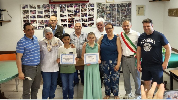 Premiati due studenti, «Emma e Yahya sono un esempio per tutti»