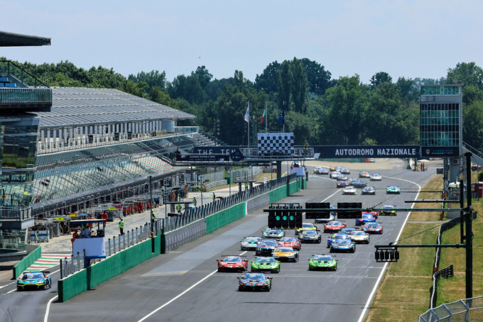 Pubblico delle grandi occasioni all’Aci racing weekend