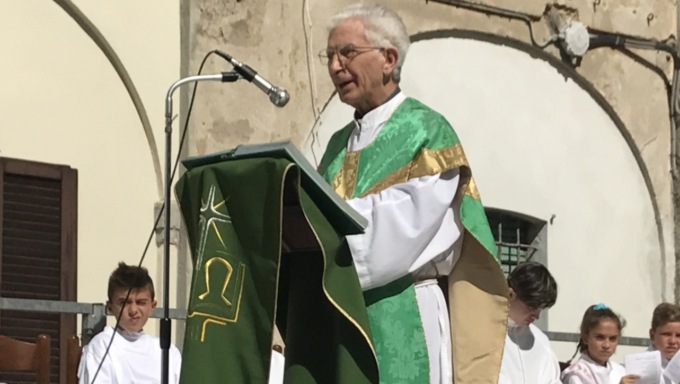 Lutto per l’ex parroco di Mornago don Egidio Moro