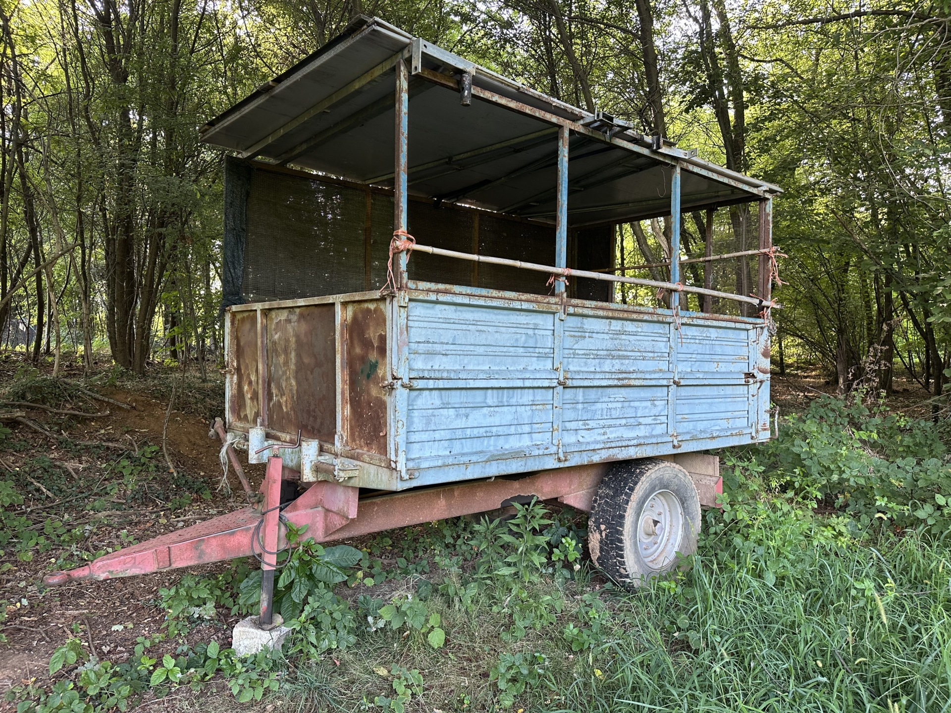 Postazioni abusive Parco Pineta