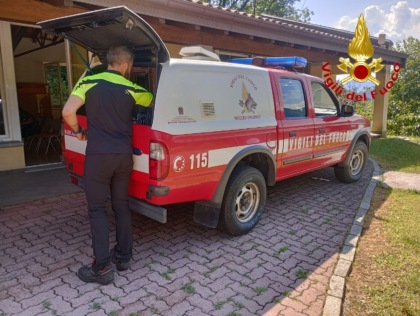 Parapendio precipitato: continuano le ricerche del pilota