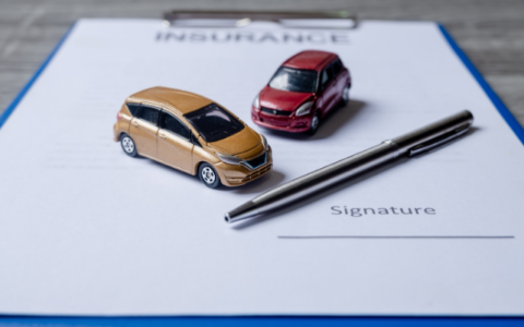 Perché a Saronno l’assicurazione auto pesa sempre di più sul bilancio famigliare