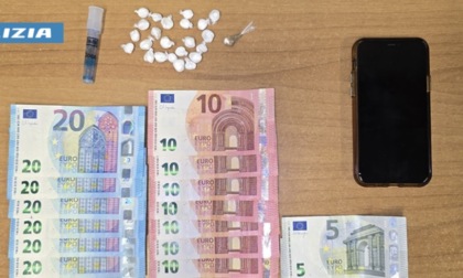 Spaccio al parco giochi, pusher denunciato