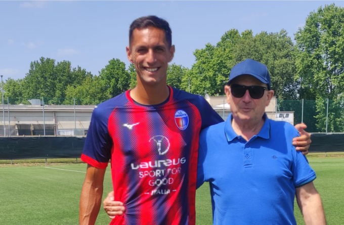 La Caronnese puntella la difesa con un rinnovo