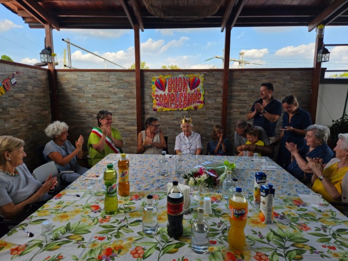 Laura Raimondi festeggia 102 anni