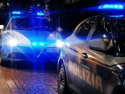 Ruba un’auto e modifica le targhe: rintracciato e denunciato