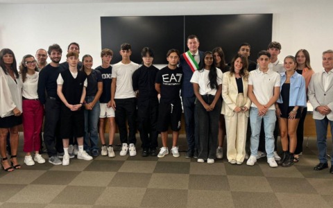 Ai 18enni di Gorla Maggiore con la Costituzione anche ascolto e valori