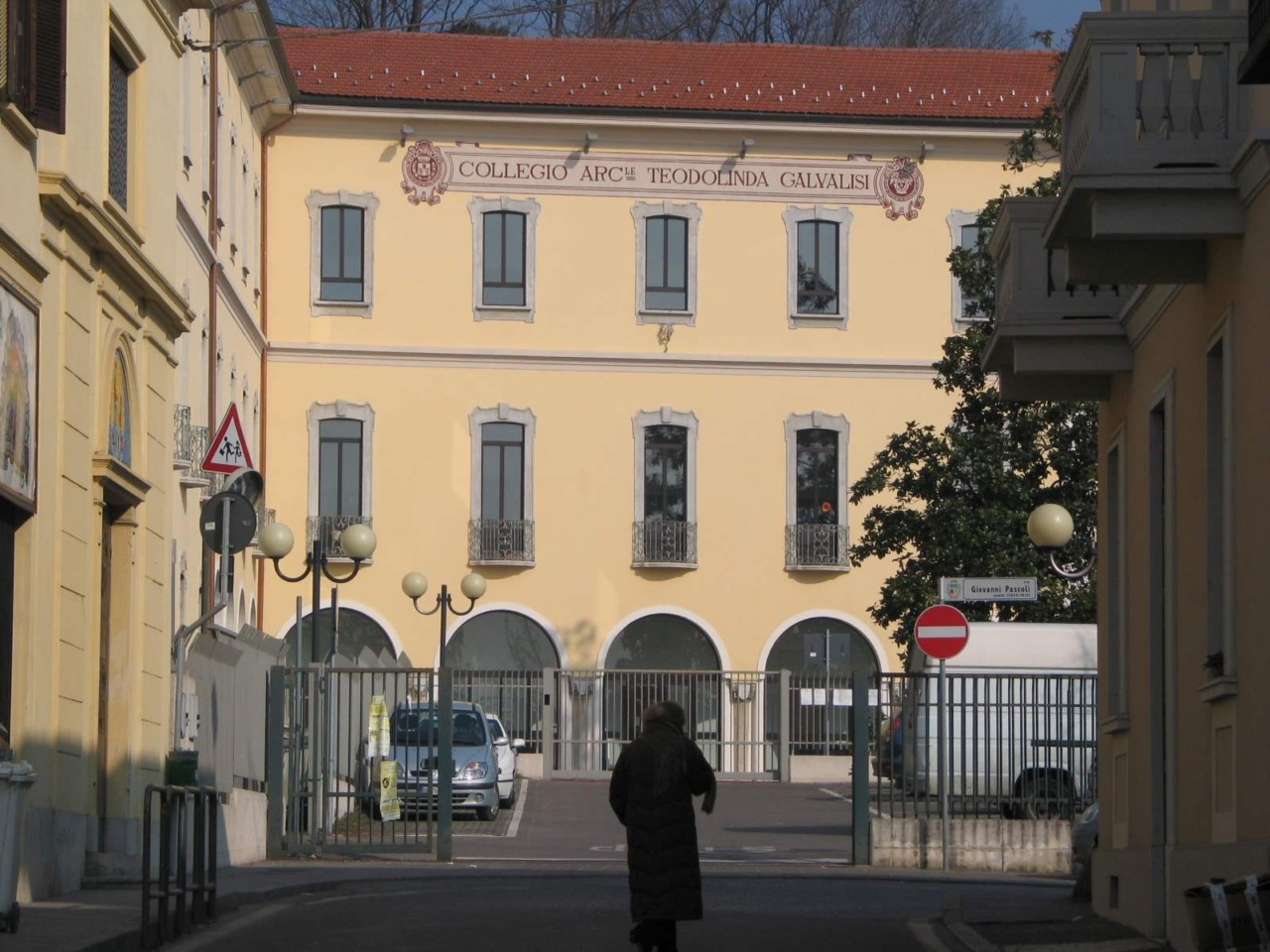 Scuola Battisti allagata: tutti a casa