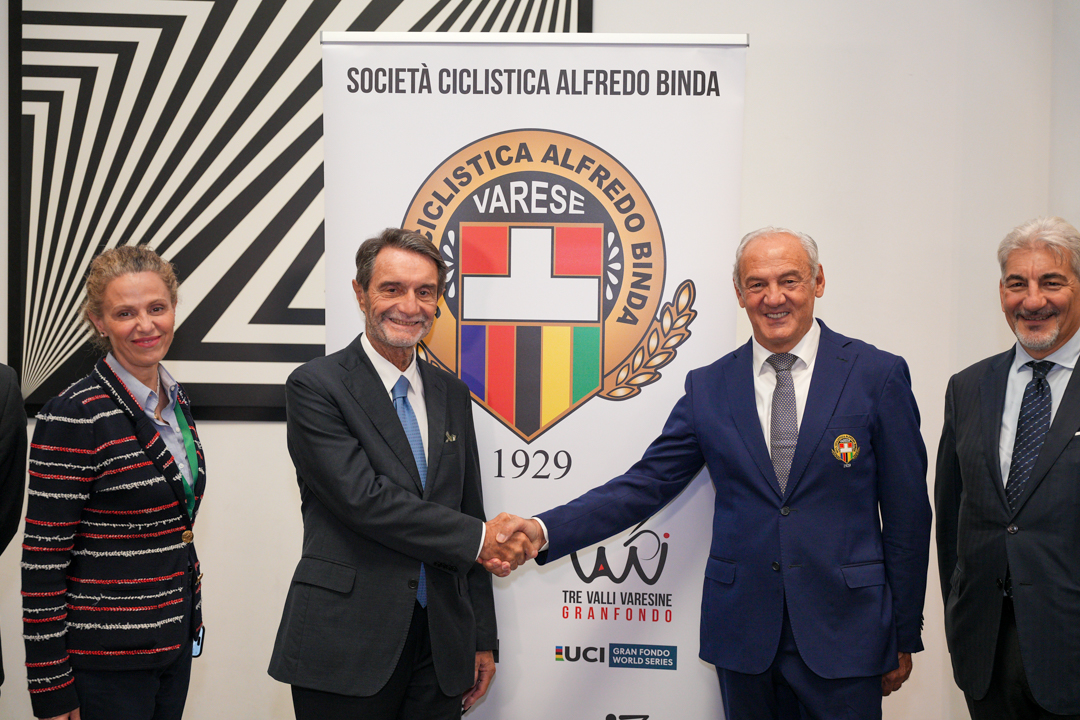 trittico lombardia ciclismo
