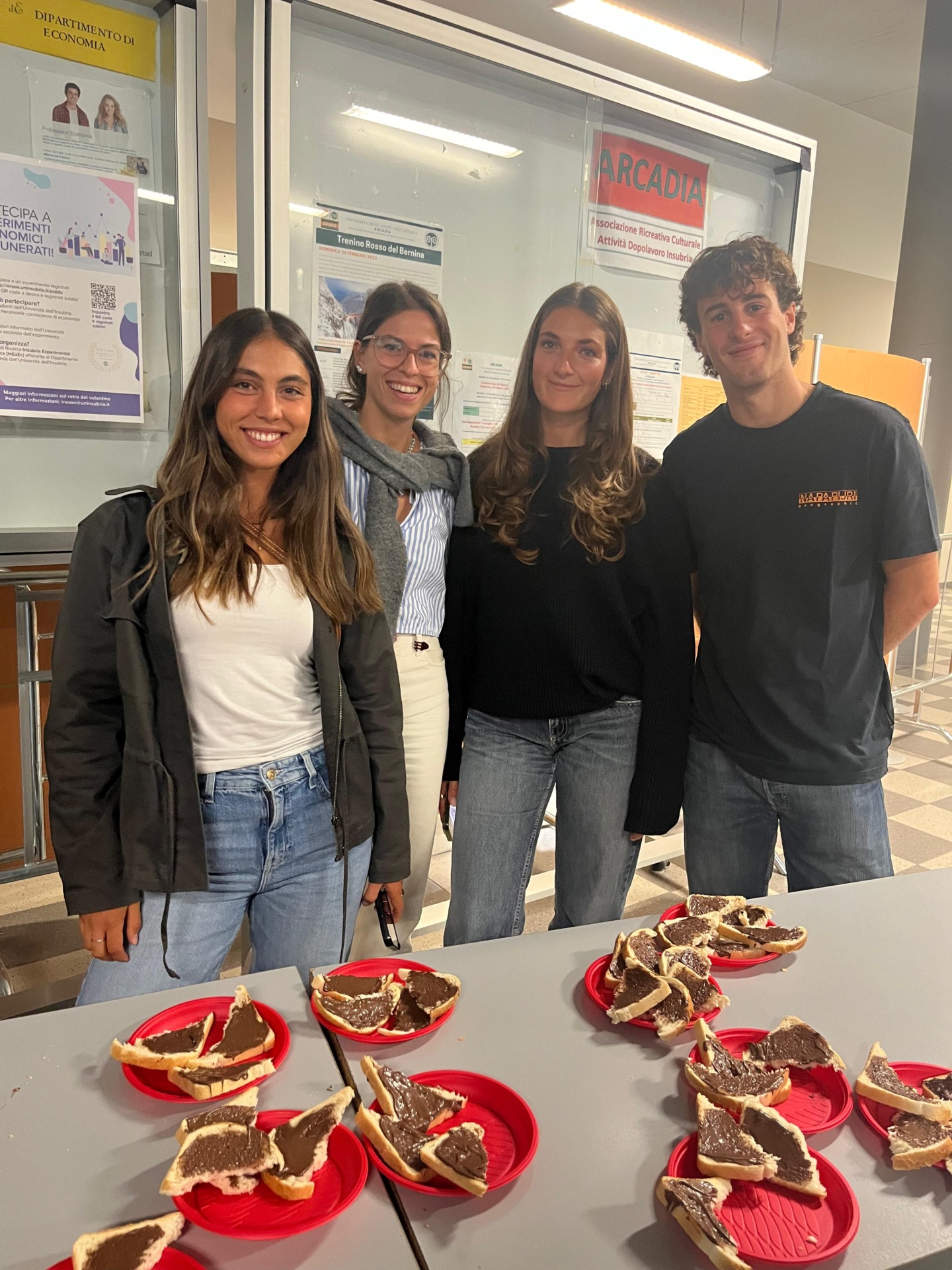 Rappresentanti Insubria Obiettivo Studenti (2)
