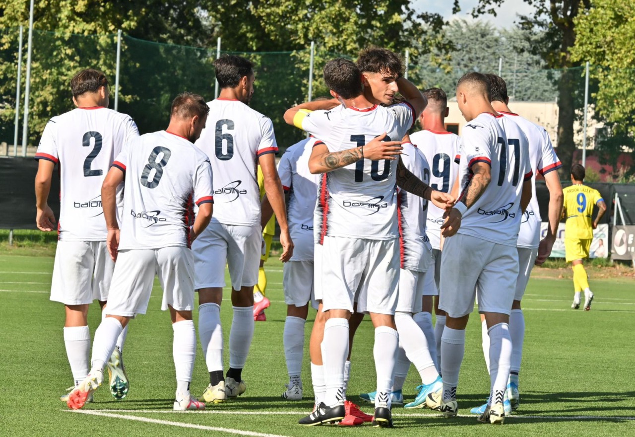 La Caronnese vince a Saronno e passa agli ottavi di Coppa Italia
