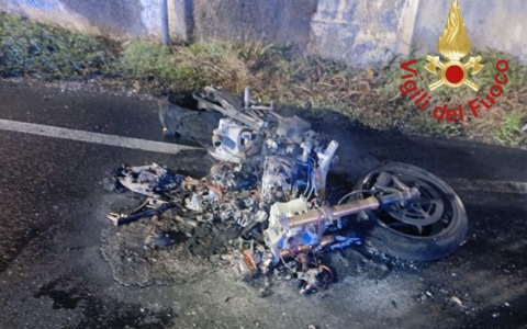 Un’altra tragedia sulla strada, muore un motociclista di 26 anni