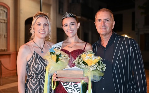 La lazzatese Aurora Piccinni è Miss New Radio Seveso