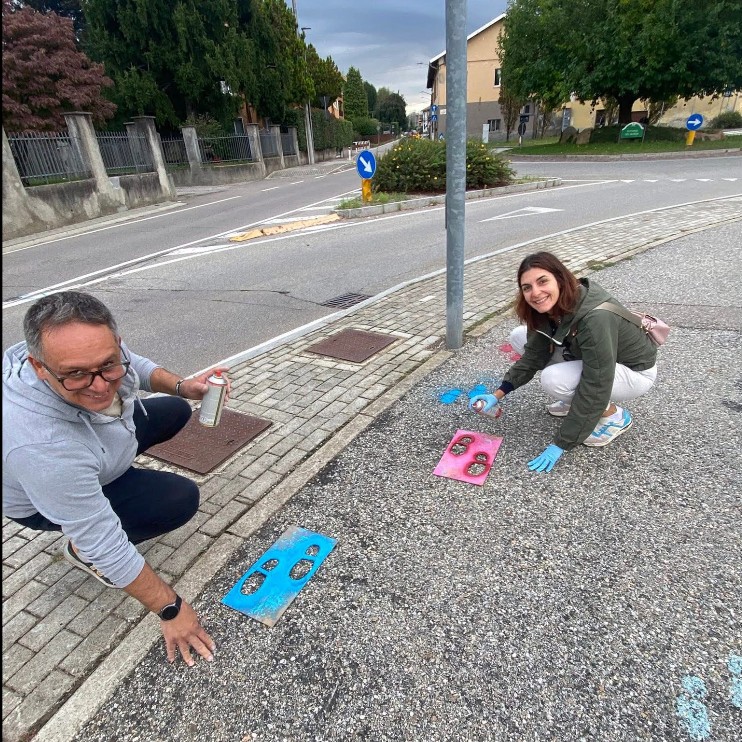 Piedibus, segnaletica nuova grazie a Genitori in branda