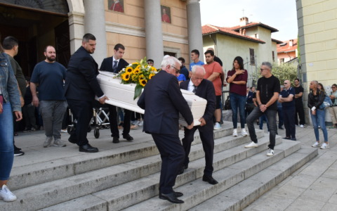 Turate ha detto addio al giovane Luigi