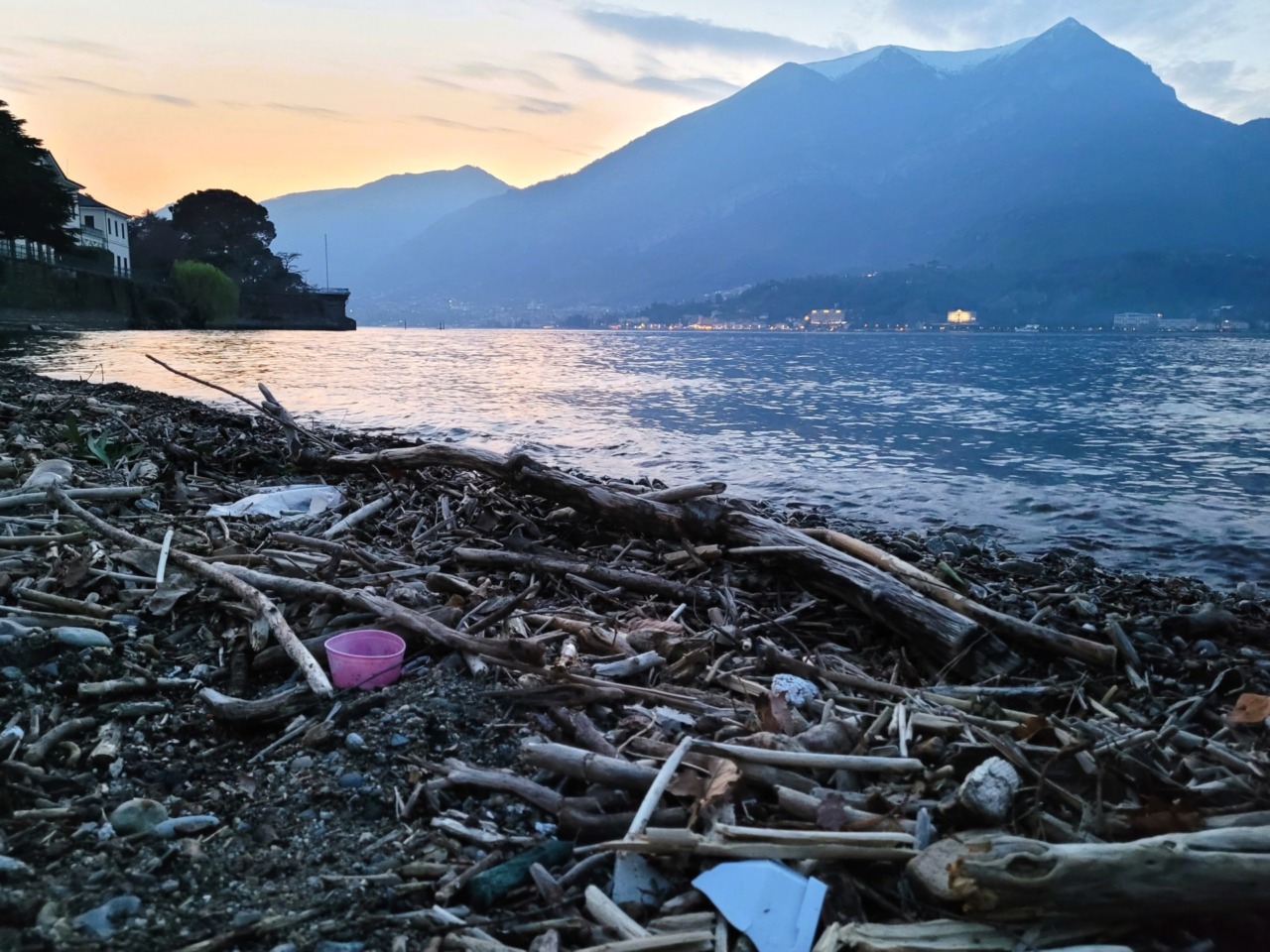 1,3 milioni all’Insubria per studiare gli effetti dalla plastica in fiumi e laghi