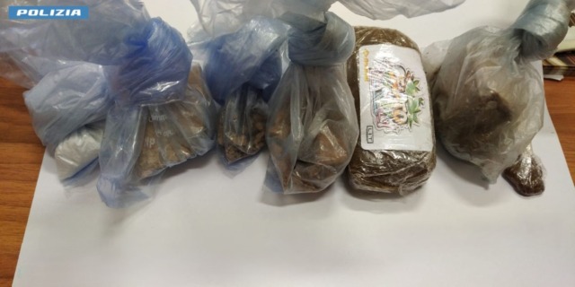 Contrasto allo spaccio nei boschi