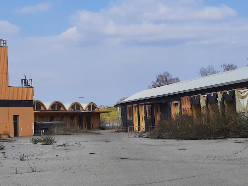 Rave nell’ex Lazzaroni, musica fino all’alba