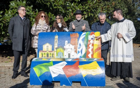 Ecco la panchina del Palio delle Contrade