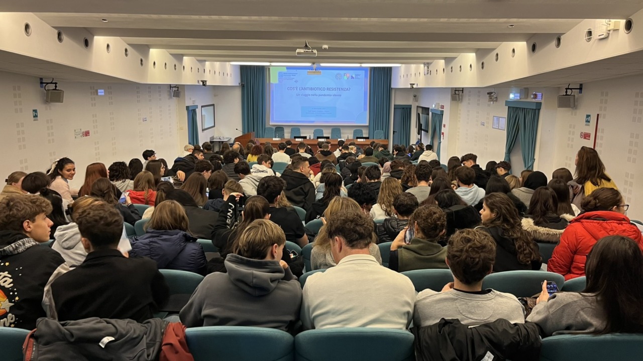 All’Insubria una mattinata dedicata all’antibiotico-resistenza