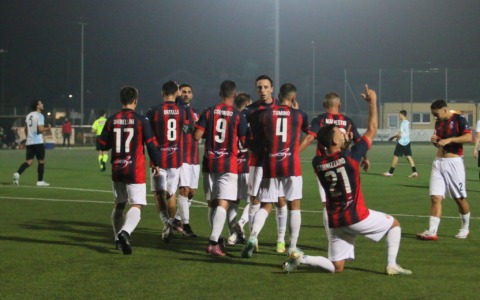 La Caronnese conquista le semifinali di Coppa Italia
