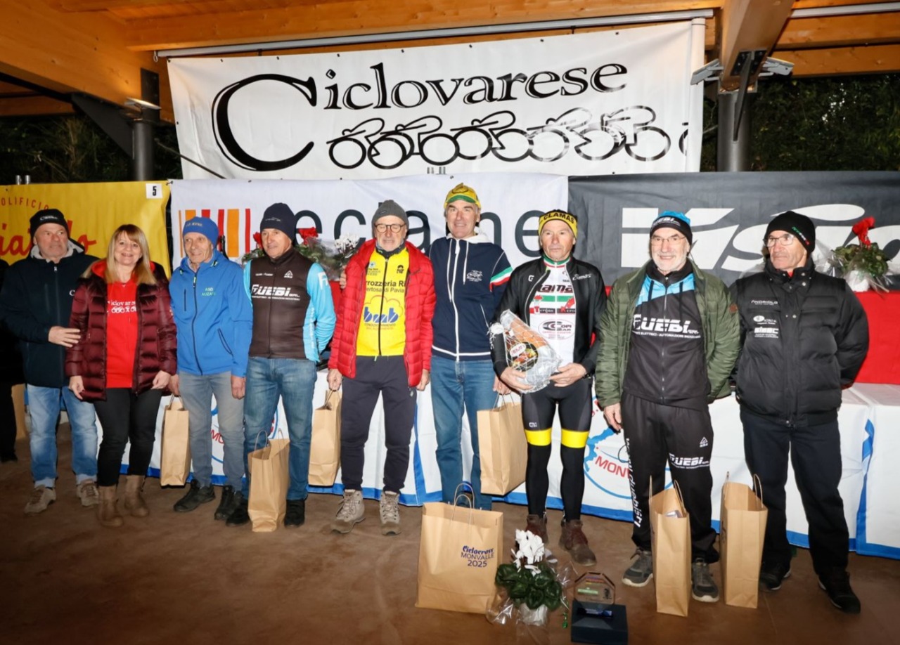 Grande spettacolo al ciclocross di Monvalle
