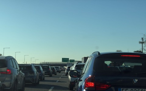 Incidente mortale in A8: ancora code chilometriche in direzione Milano