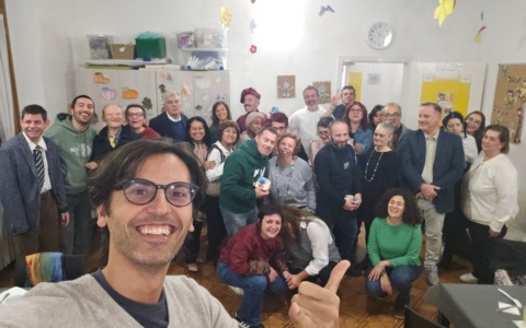 La solidarietà si mette a tavola a Villa Comerio